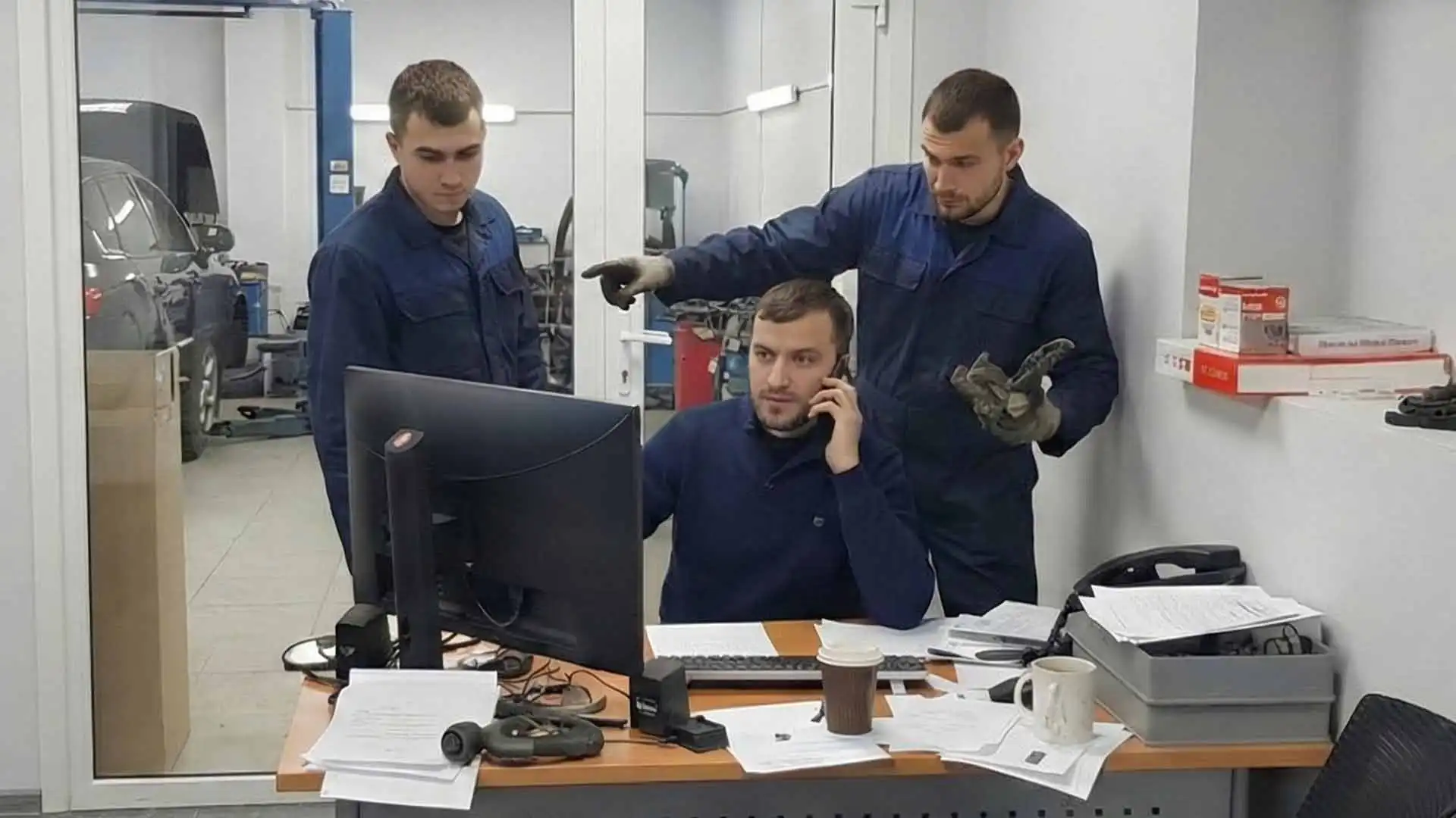 Naprawiaj auta, zamiast wypełniać tabelki
